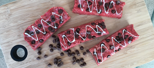 RED VELVET PROTEIN BARS